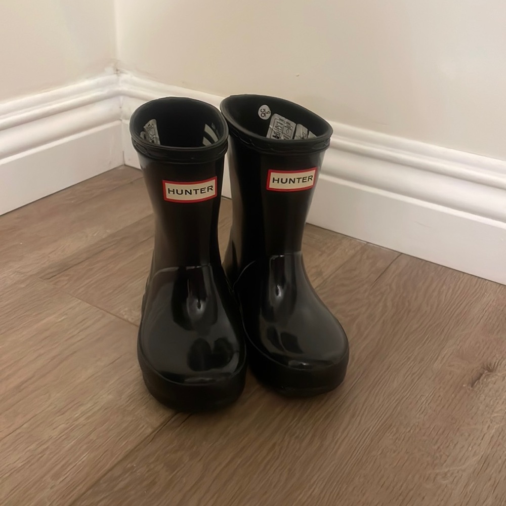 Toddler Black Hunter Rain Boots Size 5!